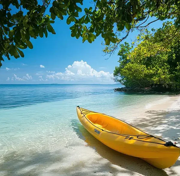 Καγιάκ γύρω από το νησί